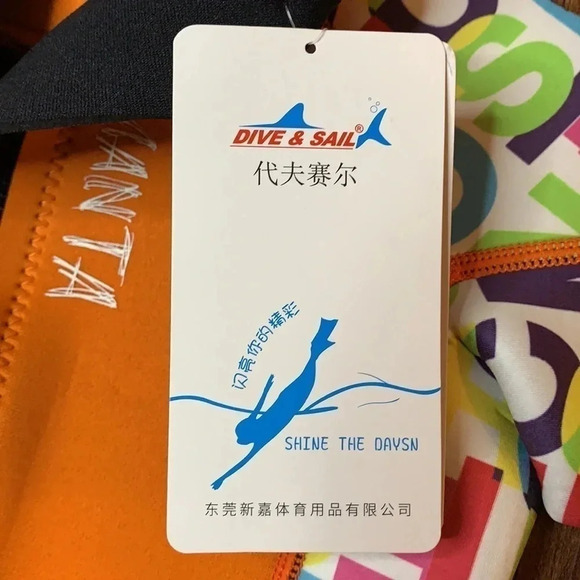 Dive & Sail Wetsuit 2.5 mm Neoprene Full Body Orange Size Medium New - Picture 7 of 9